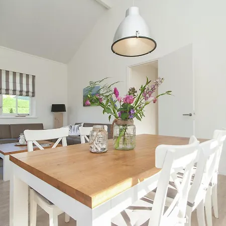 Near Dutch Coast & Forest Holiday home Noordwijk