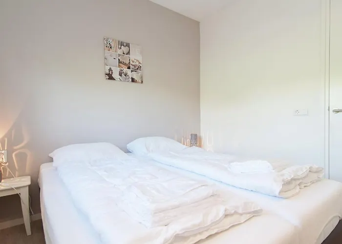 Сasa de vacaciones Near Dutch Coast & Forest